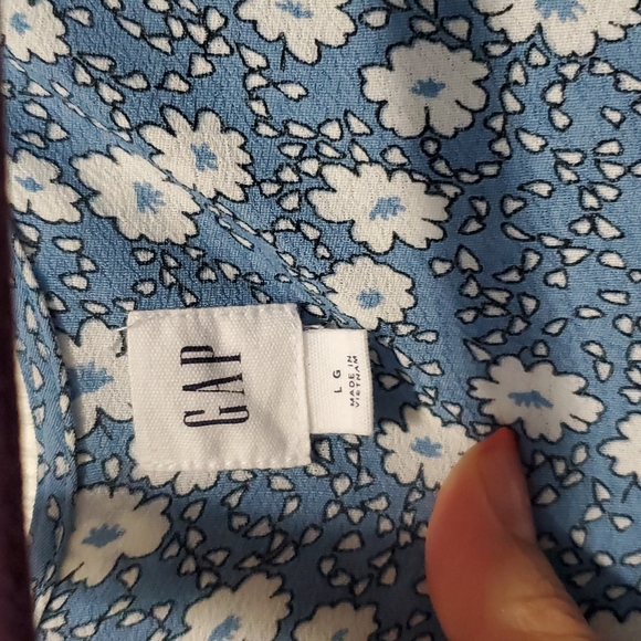 Gap Romper - Picture 2 of 5